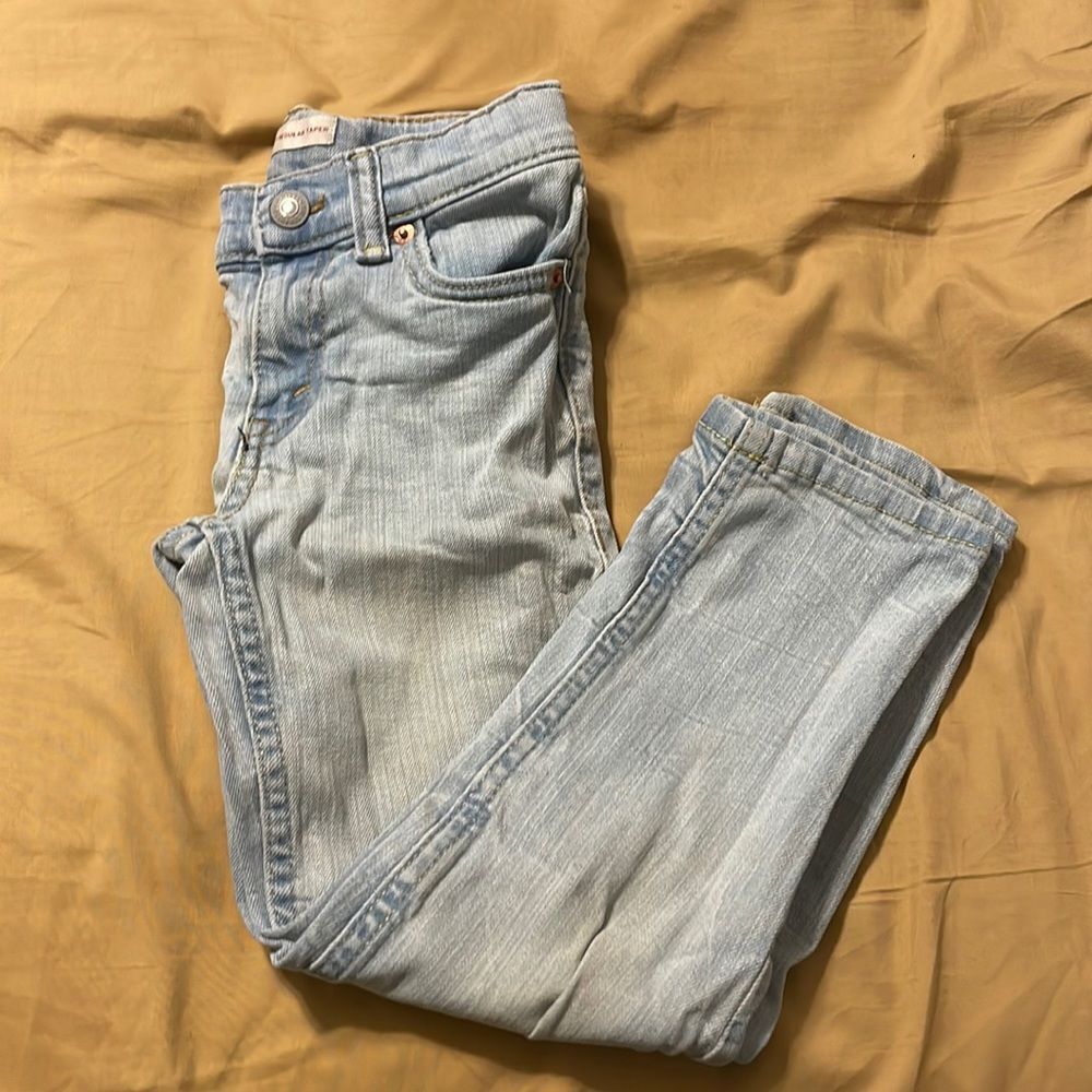 Levi’s sz 5 reg jeans with adjustable straps EUC